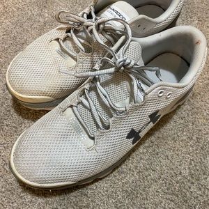 Under Armor Gemini shoes